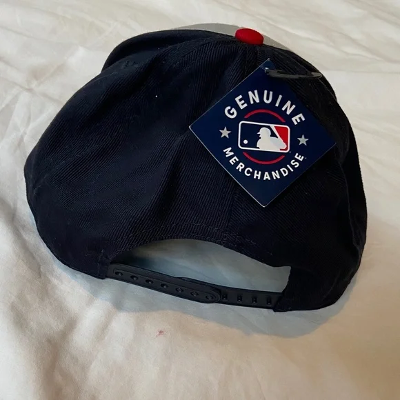 Genuine Merchandise Atlanta Braves Adjustable Snap Back Cap NWT - Picture 4 of 8